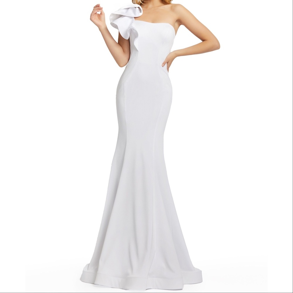 New Mac Duggal Ieena 67156 One Shoulder Ruffled Gown Size 10